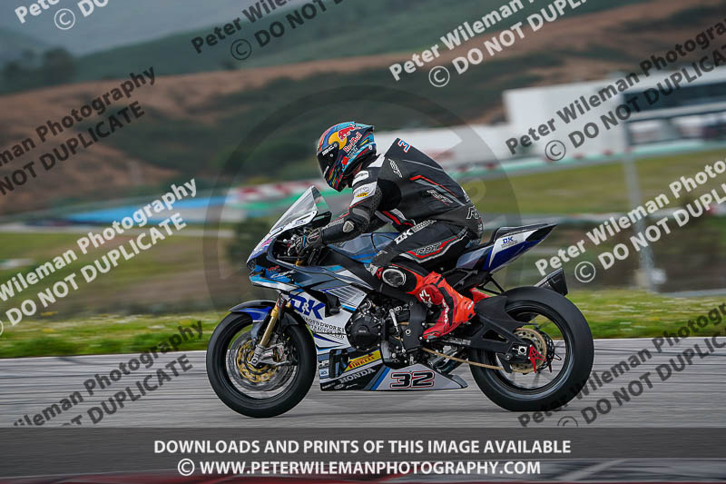 motorbikes;no limits;peter wileman photography;portimao;portugal;trackday digital images